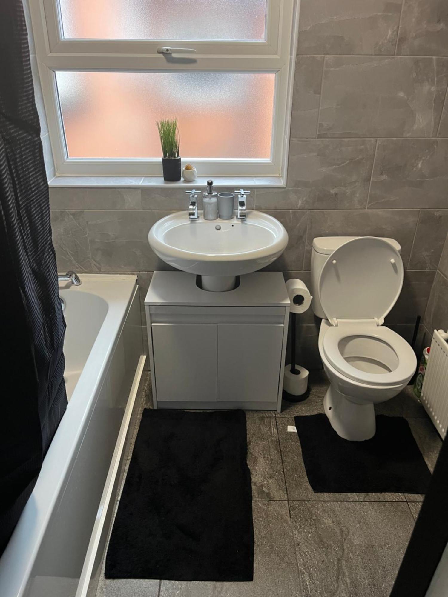 Spacious 5 Bed House Perfect For Contractors! Holiday home Birmingham